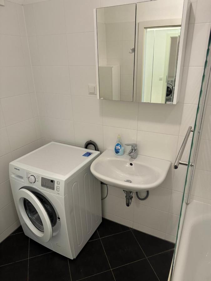 Hauptbahnhof Ferienwohnung Am Park Vídeň Exteriér fotografie